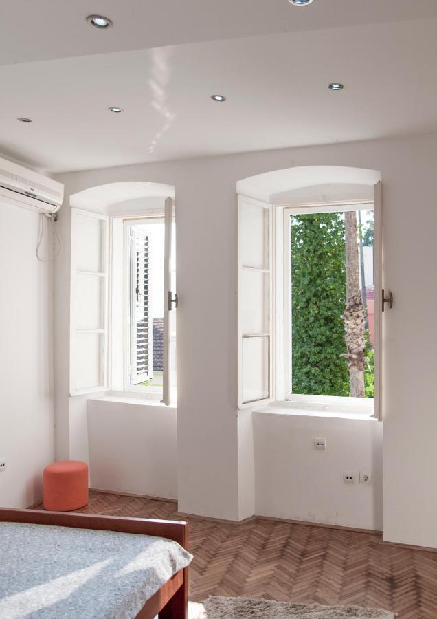 Apartment Old Town Herceg Novi Esterno foto