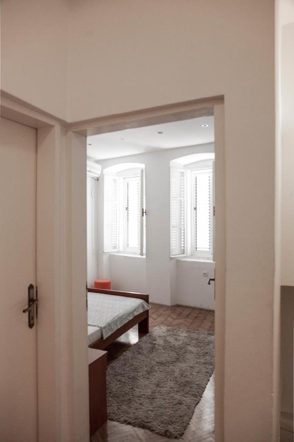 Apartment Old Town Herceg Novi Esterno foto